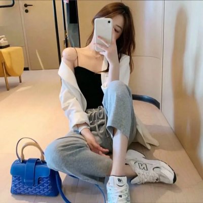 明天，我会成为谁的女友